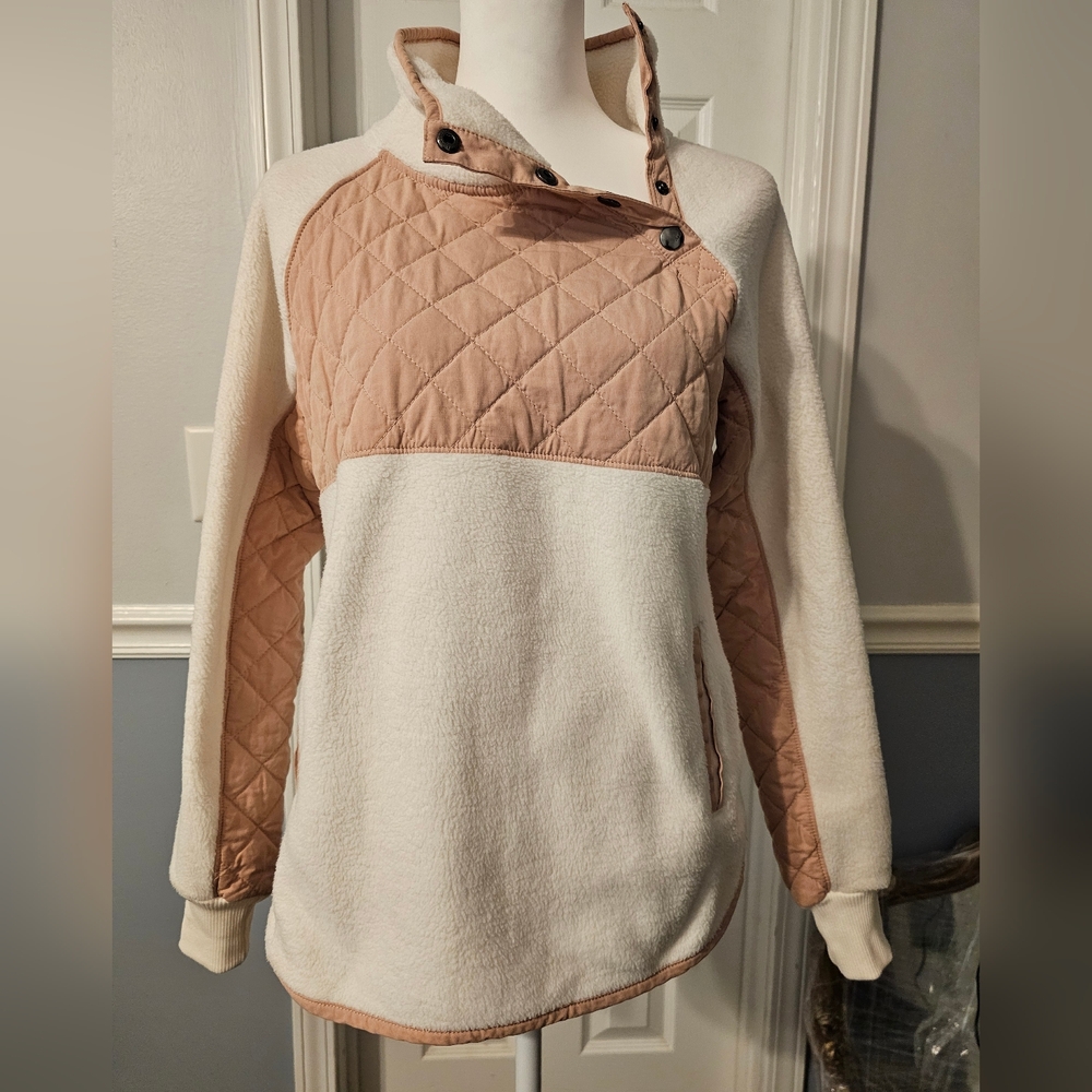 Abercrombie & Fitch Women's Quilted Cowl Sweater - Picture 7 of 14